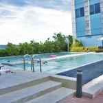 THE CRIMSON HOTEL – FILINVEST CITY, MANILA – PHILIPPINES - The pool