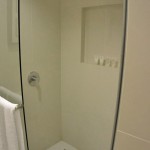 THE QUEST HOTEL – CEBU CITY, PHILIPPINES - The shower