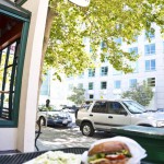 TRUE BURGER – OAKLAND, CA – USA - Outside seating area