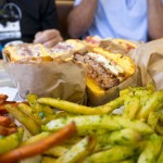 GOTT’S ROADSIDE RESTAURANT – NAPA VALLEY, CA – USA - Burgers and fries