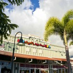 Teddy's Bigger Burgers - Hawaii - Storefront and entry