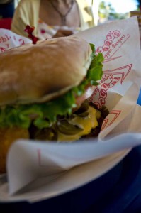 Teddy's Bigger Burgers - Hawaii - Burger delicious