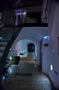 Arthotel Blaue Gans Salzburg - Mood lighting at night